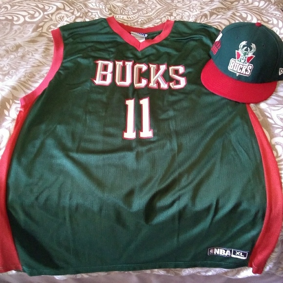 milwaukee bucks green and red jersey